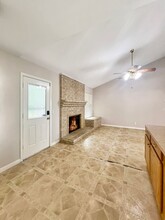 5555 Crystal Valley St in San Antonio, TX - Building Photo - Building Photo