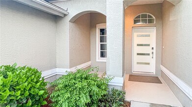 7602 Citrus Hill Ln in Naples, FL - Building Photo - Building Photo