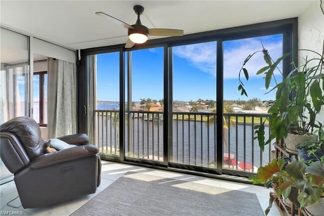 4260 SE 20th Pl in Cape Coral, FL - Building Photo - Building Photo