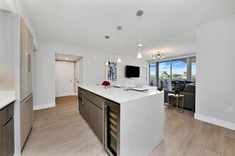 111 SE 1st Ave, Unit 314 in Delray Beach, FL - Building Photo - Building Photo