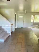 1701 Ridgewood Rd in Fort Collins, CO - Foto de edificio - Building Photo