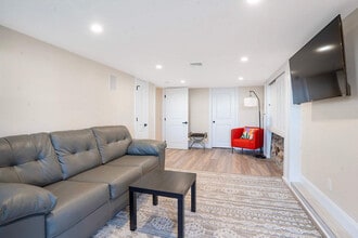 54 Cliff Rd in Wading River, NY - Building Photo - Building Photo