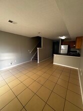 230 Mousas Way in Lexington, KY - Foto de edificio - Building Photo