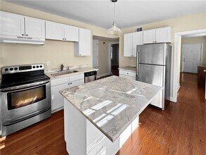 4403 Elba St in New Orleans, LA - Foto de edificio - Building Photo