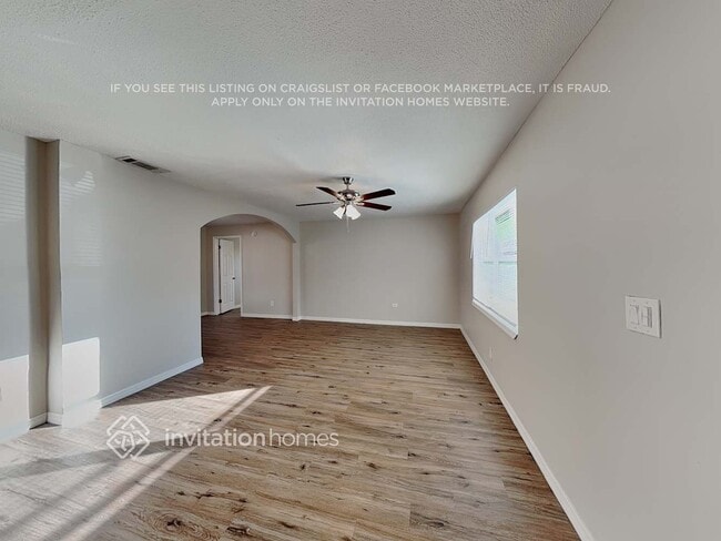 4389 Signal Hill Rd in Orlando, FL - Building Photo - Building Photo