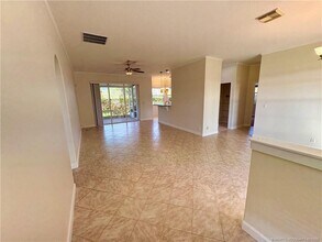 947 NW 13th St in Stuart, FL - Building Photo - Building Photo