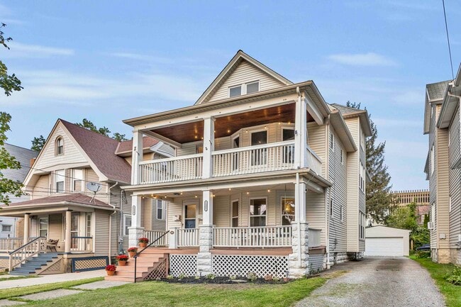 property at 1357 Warren Rd