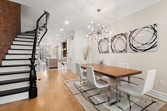 526 Hudson St in Hoboken, NJ - Building Photo - Building Photo