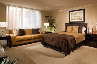 1200 Riverside in Burbank, CA - Foto de edificio - Interior Photo