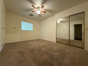 319 F St in Taft, CA - Building Photo - Building Photo