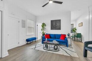 68 Pine St in Montclair, NJ - Building Photo