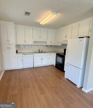 32 Russell Ln in Carrollton, GA - Building Photo - Building Photo