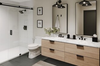 Trail Link Property List in New Paltz, NY - Building Photo - Building Photo