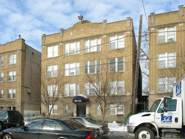 The Hartford Communities III - Lower Garden in Hartford, CT - Building Photo - Building Photo