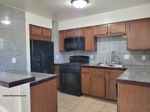 1213 Wilroy Rd in Bellevue, NE - Building Photo - Building Photo