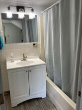 819 N Superior St in Appleton, WI - Building Photo - Building Photo