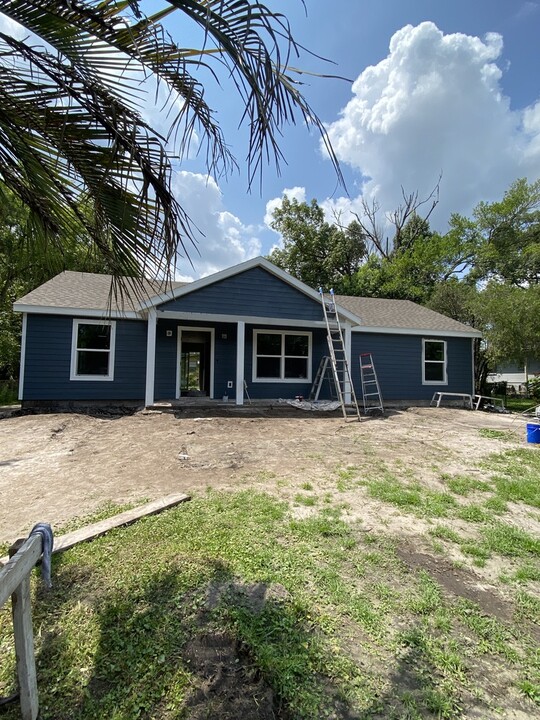 4818 Rhode Island Dr N in Jacksonville, FL - Building Photo