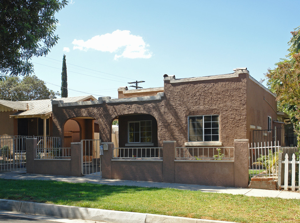 710 S Joy St in Corona, CA - Foto de edificio