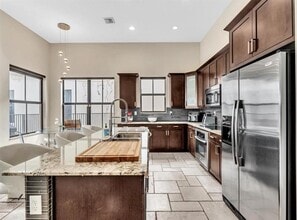 2677 NW 84th Way in Hollywood, FL - Building Photo - Building Photo