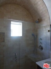 1355 Laurel Ave in West Hollywood, CA - Building Photo - Building Photo