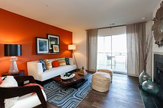 Sailpointe at Lake Norman in Cornelius, NC - Building Photo - Interior Photo