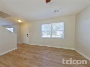 521 Halleck Ln in Columbia, SC - Building Photo - Building Photo