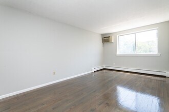 14 Murdock St in Somerville, MA - Foto de edificio - Building Photo