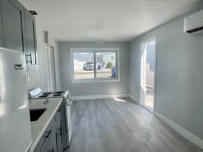 134 Burgundy Dr, Unit 1 in Tavernier, FL - Building Photo - Building Photo