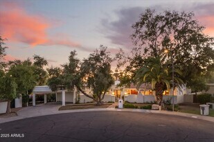 1025 E Morten Ave in Phoenix, AZ - Building Photo