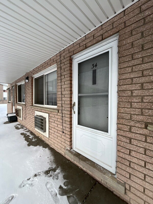 620 Harrison Blvd in Lincoln Park, MI - Building Photo - Building Photo