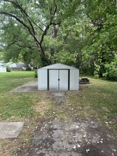 2317 Dulworth Dr in Shively, KY - Building Photo - Building Photo