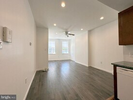 545 Christian St in Philadelphia, PA - Building Photo