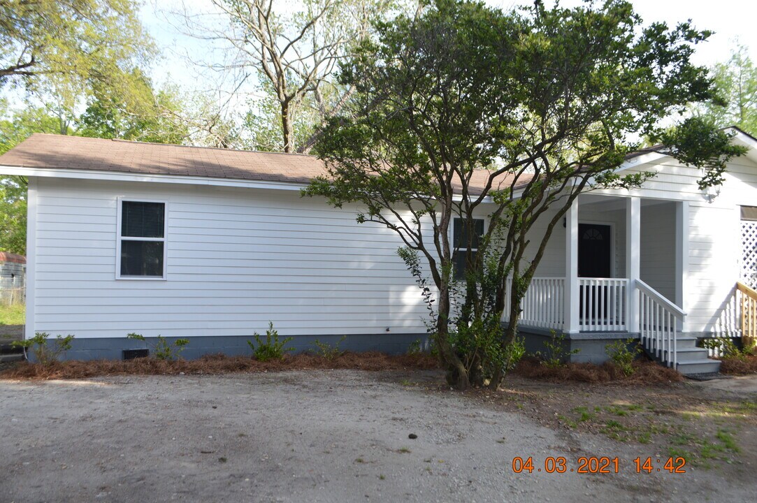 106 Craven Rd, Unit B in Ladson, SC - Building Photo