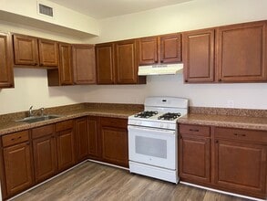 11 N Central Ave in Umatilla, FL - Building Photo - Building Photo
