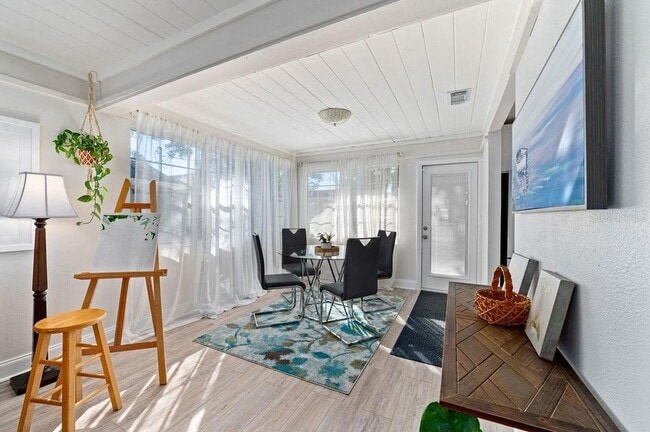 2676 Martin St in Sarasota, FL - Building Photo - Building Photo