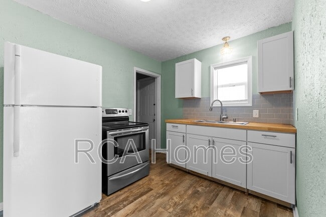 3202 Ruckle St in Indianapolis, IN - Building Photo - Building Photo