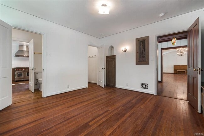 4805 Alta Canyada Rd in La Cañada Flintridge, CA - Building Photo - Building Photo