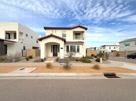 776 W Scarlet Hill Dr in Saint George, UT - Building Photo