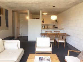 1 Kelton Ct-Unit -4J in Oakland, CA - Building Photo - Building Photo