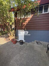 14059 22nd Ave NE in Seattle, WA - Building Photo - Building Photo