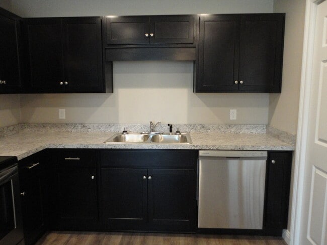 3130 Burlew Blvd, Unit Building 4 and 5