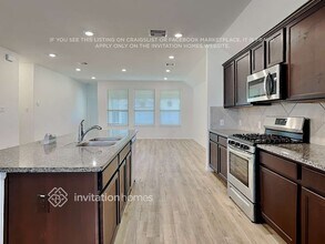 502 Pecan Landing Ln in La Marque, TX - Foto de edificio - Building Photo