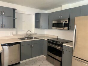 142 Toluca Dr in Kissimmee, FL - Building Photo - Building Photo