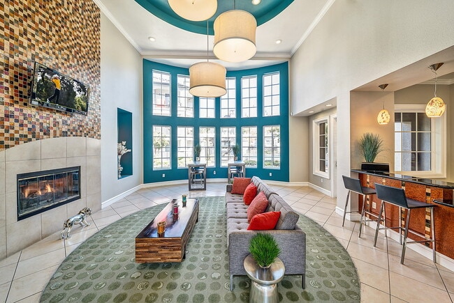 Canyon Oaks at Windemere in San Ramon, CA - Building Photo - Building Photo