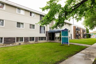 Allyn Arms Apartments in Edmonton, AB - Building Photo - Building Photo