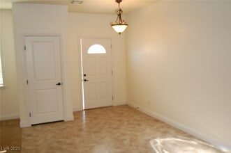 4920 Honey Locust Dr in Pahrump, NV - Building Photo - Building Photo