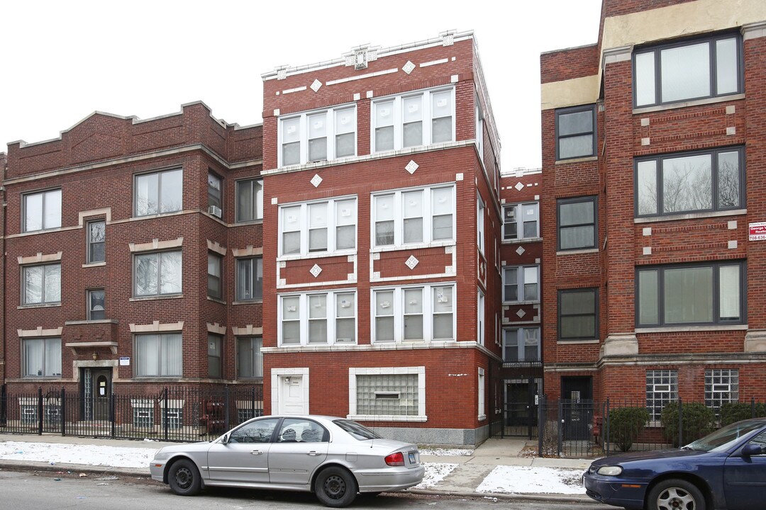 7014 S Clyde in Chicago, IL - Foto de edificio