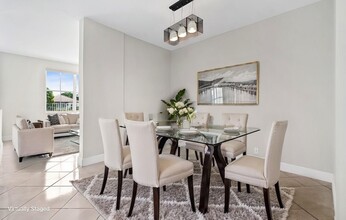 4146 Sabal Ridge Cir in Weston, FL - Building Photo - Building Photo