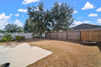 1303 Alhambra Crest Dr in Ruskin, FL - Building Photo - Building Photo
