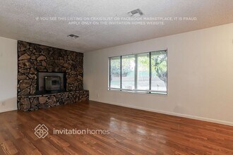 4415 Patterson Dr in Diamond Springs, CA - Foto de edificio - Building Photo